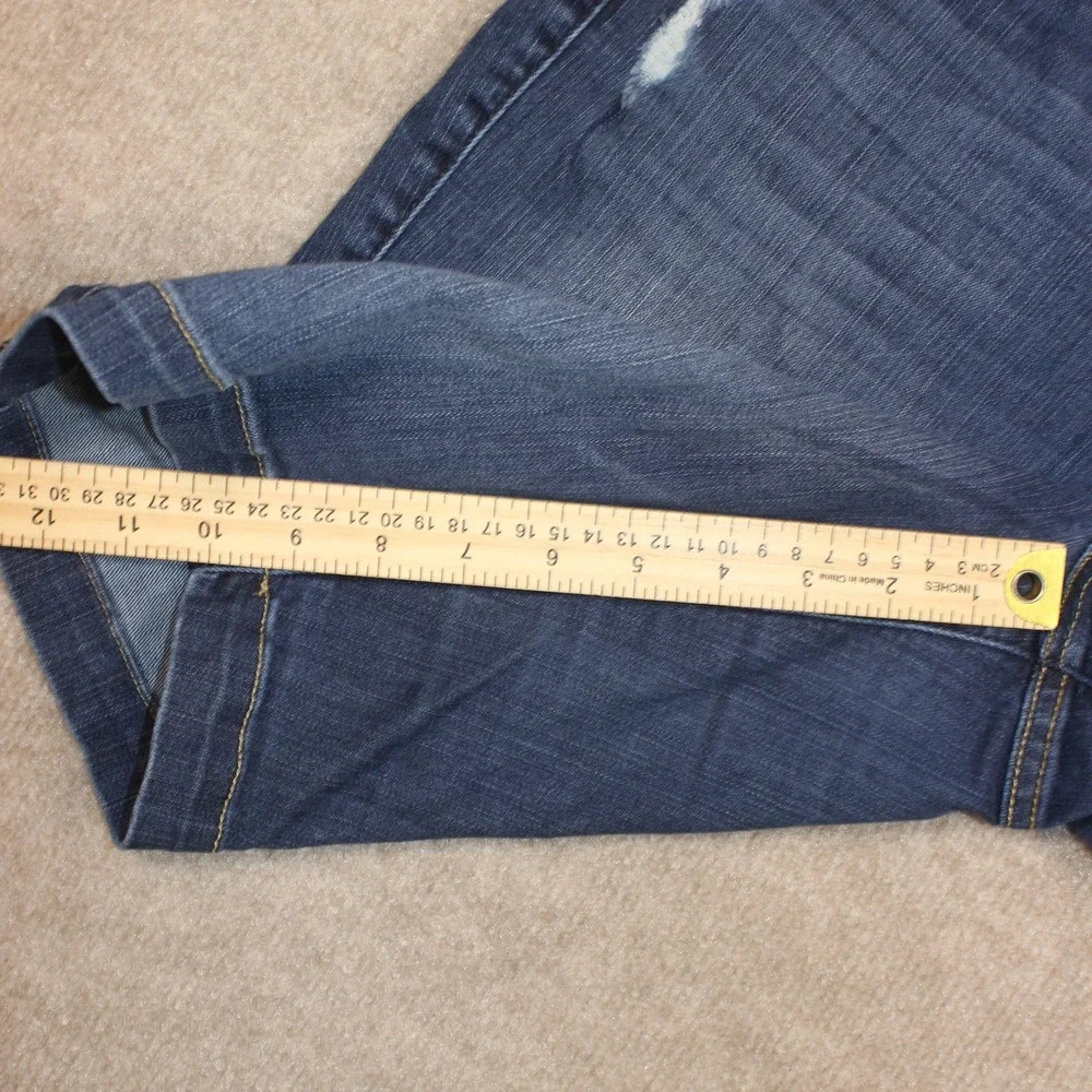 Torrid Premium Womens‎ Size 16 Medium Wash Distressed Bermuda Denim Shorts